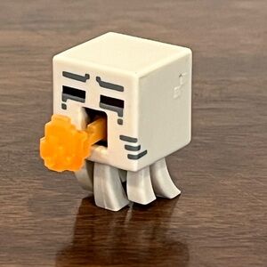 Minecraft Ice Series 5 Attacking Ghast Mini Figure Mojang